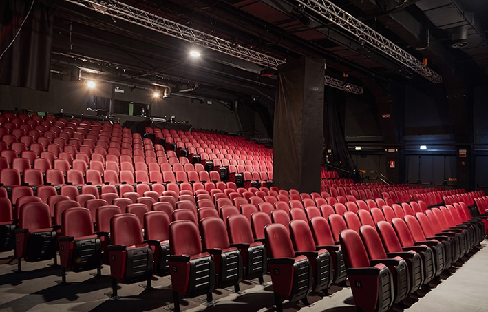 Comfort termico e qualità dell'aria al Teatro Menotti con pompa di calore ELFOEnergy Edge EVO e terminali ELFODUCT MP.